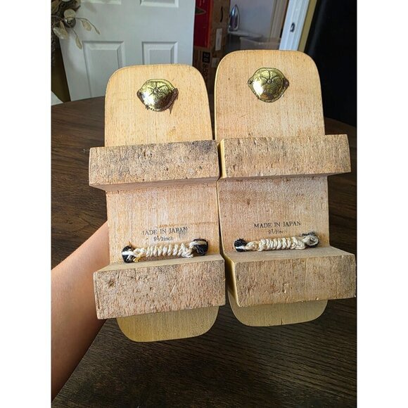 Traditional Japanese Wooden Geta Sandals With Black Velvet Straps 9.5 Inch Size - Picture 3 of 15